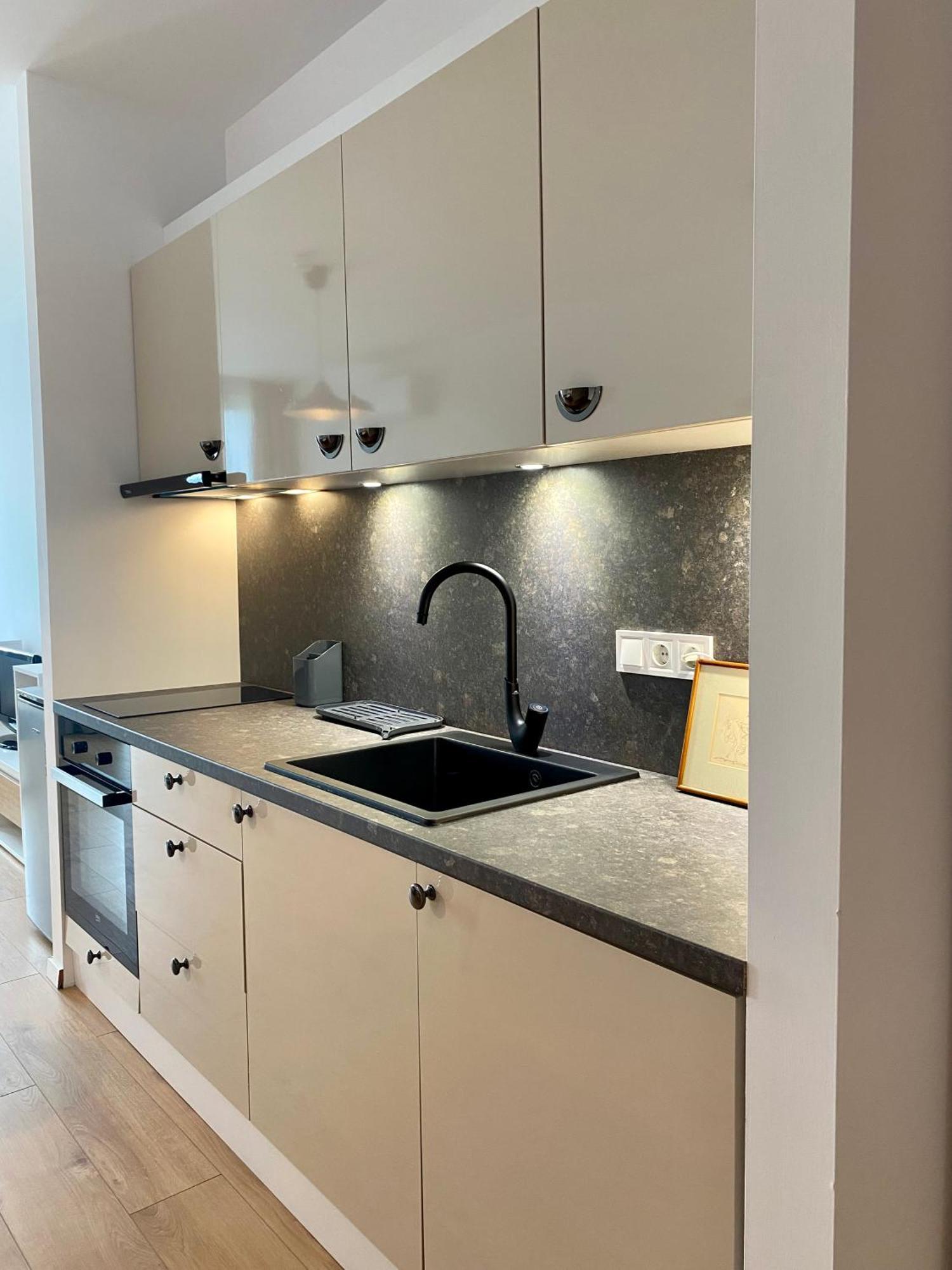 Mycampus Unwe Studentski Mountain Views Modern Kitchen Equipment Sofia Eksteriør bilde